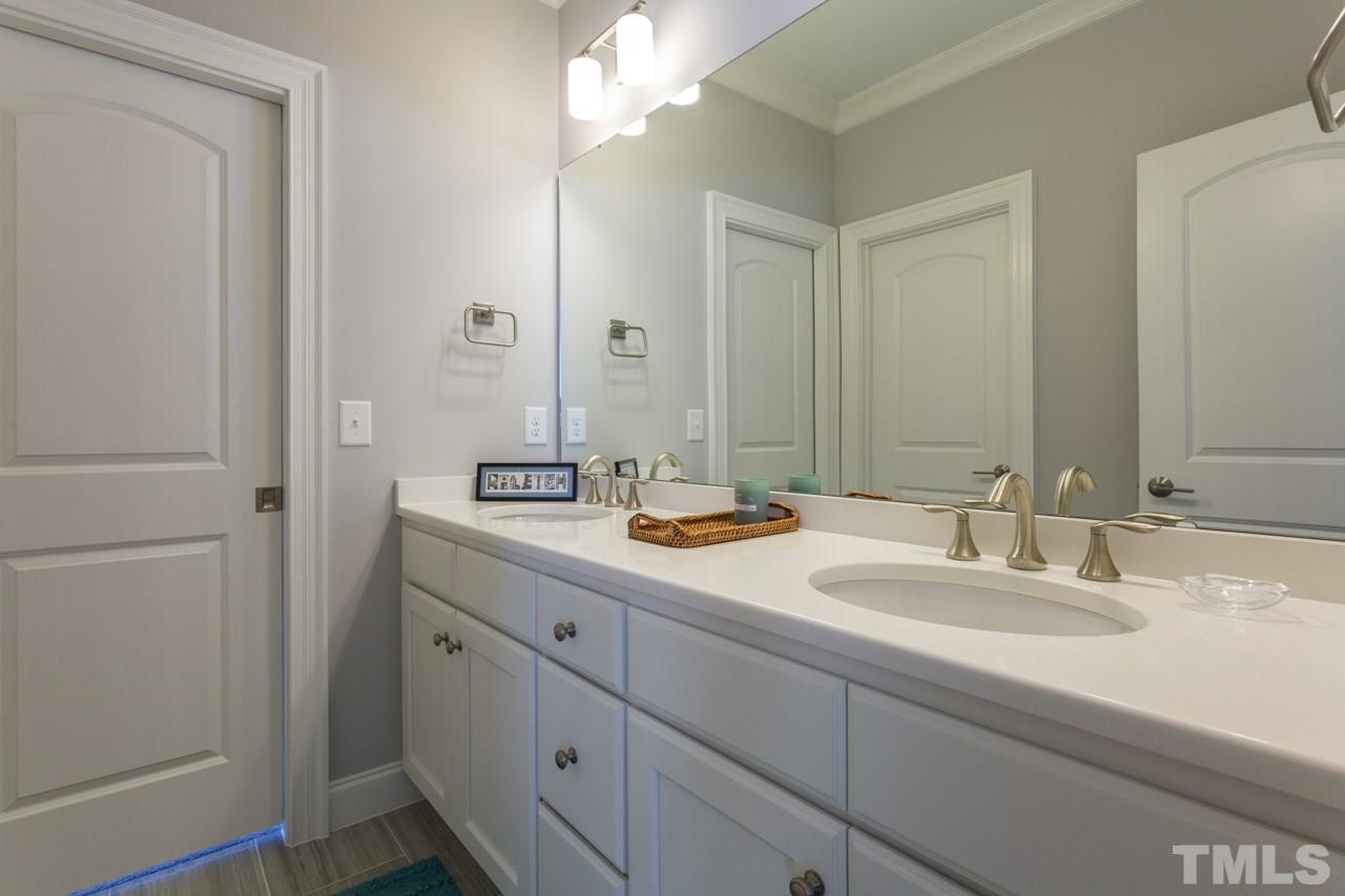 2012 Litchfield Downs Lane Raleigh, NC 27612 - Photo 20 of 25