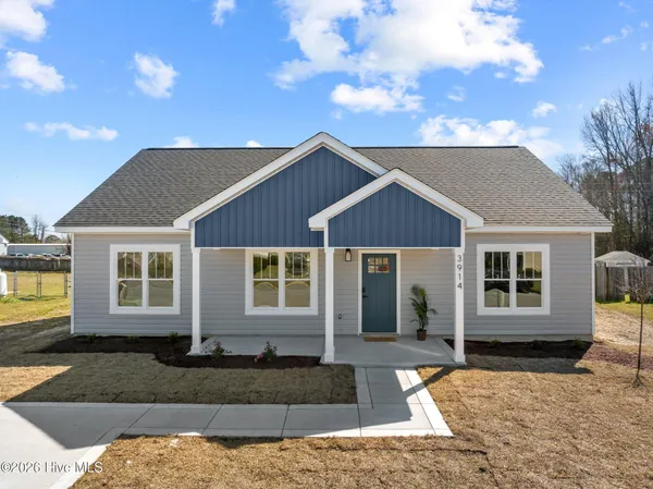 $280,000 | 2558 Autumn Ridge Lane, Greenville, NC 27834