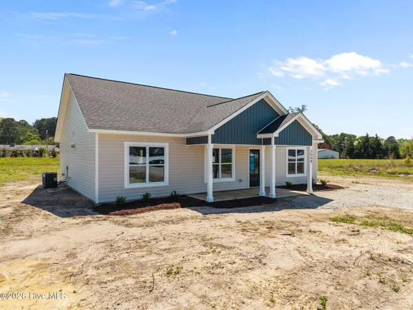 $280,000 | 2558 Autumn Ridge Lane, Greenville, NC 27834