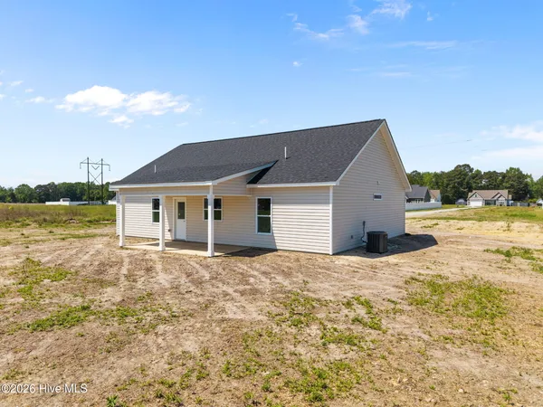 $280,000 | 2558 Autumn Ridge Lane, Greenville, NC 27834