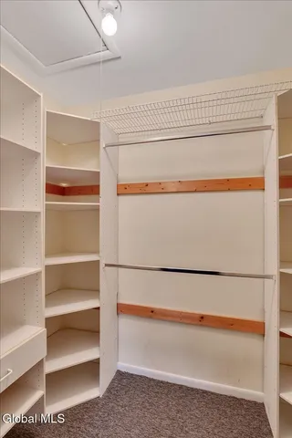 $285,000 | 20 Heartwood Court, Clifton Park, NY 12065