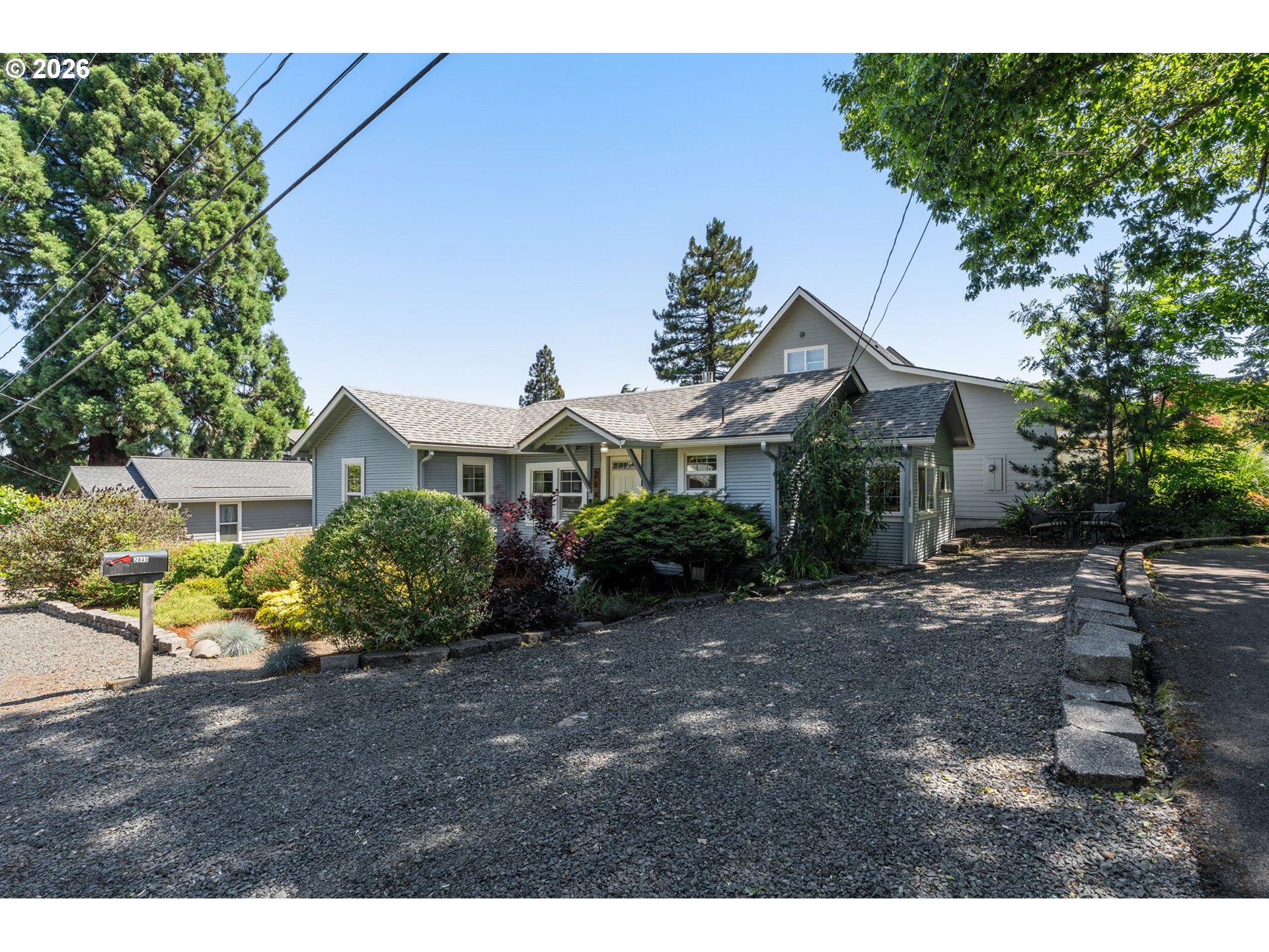 2845 Adams Street Eugene, OR 97405 - Photo 3 of 27