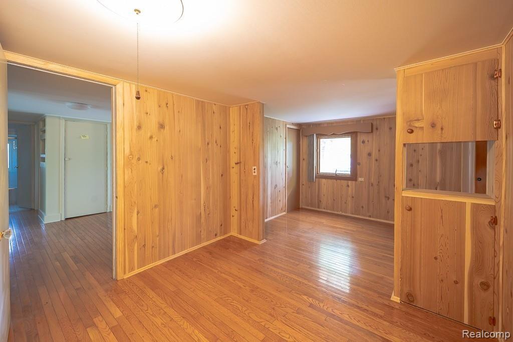 25710 Power Road Farmington Hills, MI 48336 - Photo 23 of 87