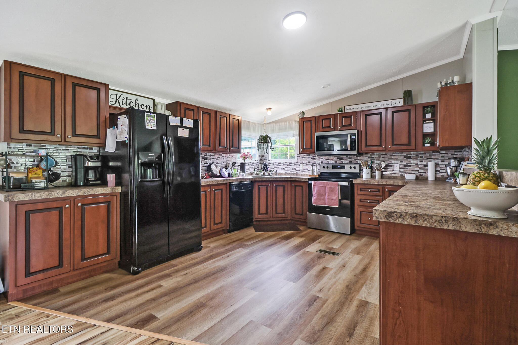 1932 Pomona Road Crossville, TN 38571 - Photo 5 of 27 if1a8402-if1a8406