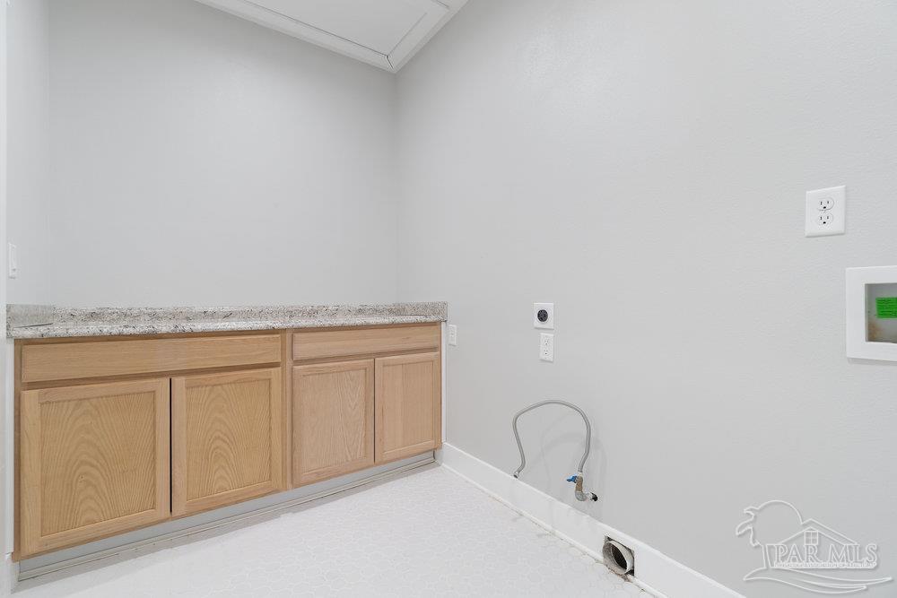 929 Upland Road Cantonment, FL 32533 - Photo 19 of 38 Gallery Image 19