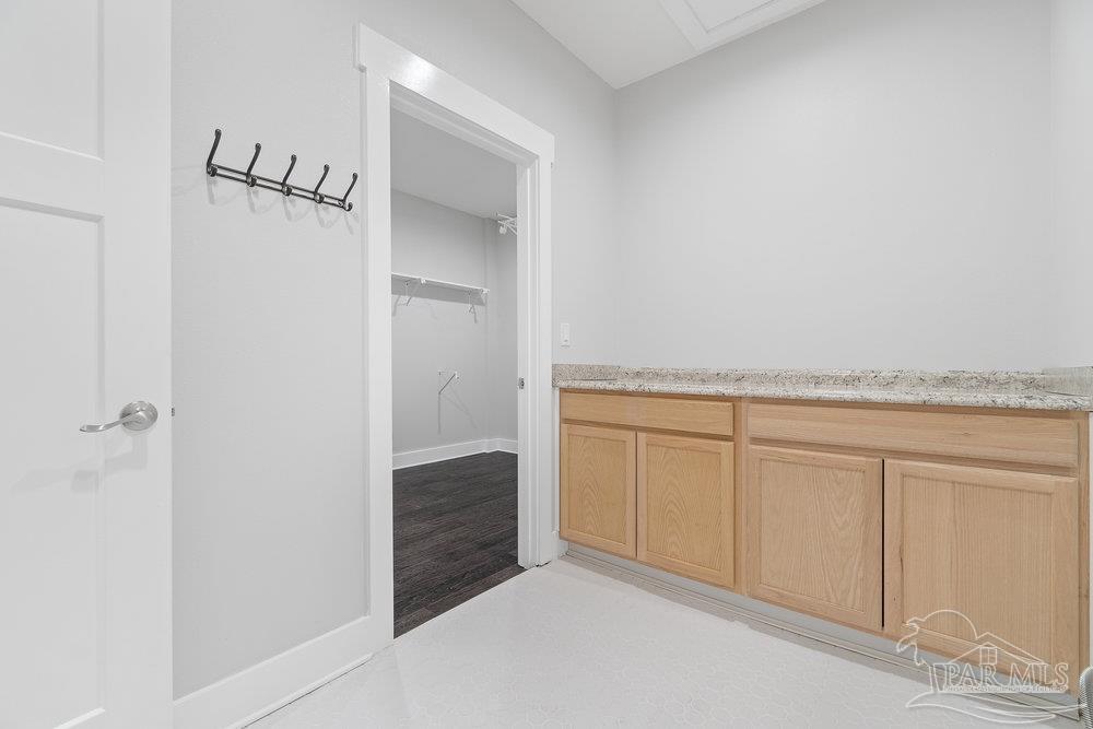 929 Upland Road Cantonment, FL 32533 - Photo 20 of 38 Gallery Image 20