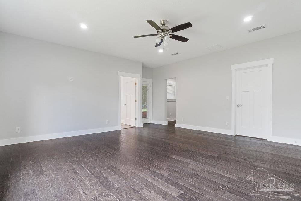 929 Upland Road Cantonment, FL 32533 - Photo 22 of 38 Gallery Image 22