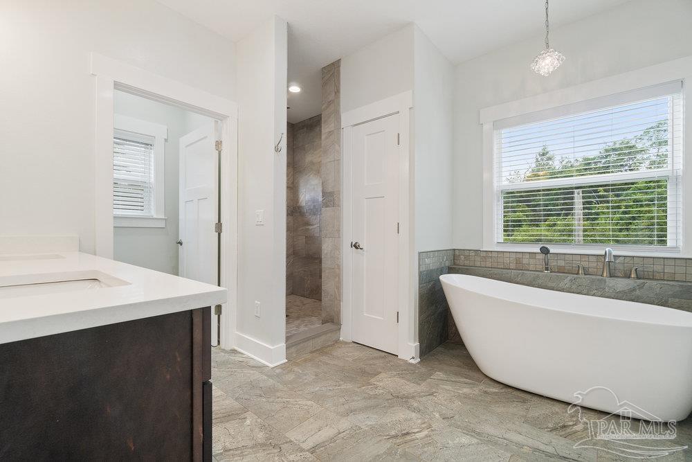 929 Upland Road Cantonment, FL 32533 - Photo 25 of 38 Gallery Image 25