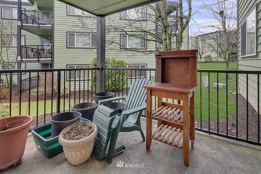 13013 East Gibson Road, Unit M124 Everett, WA 98204 - Photo 10 of 12 Gallery Image 10