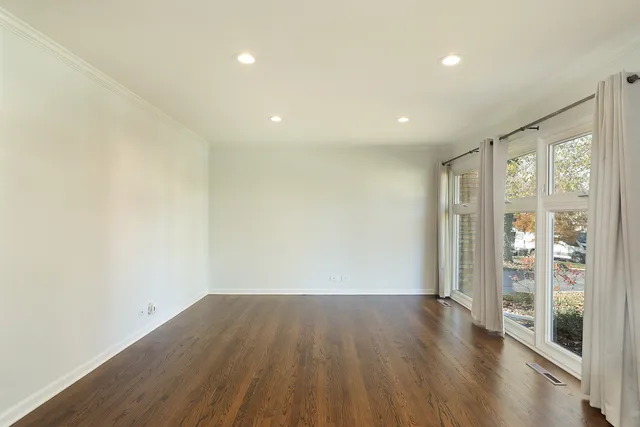 $474,900 | 1913 Milton Avenue, Northbrook, IL 60062