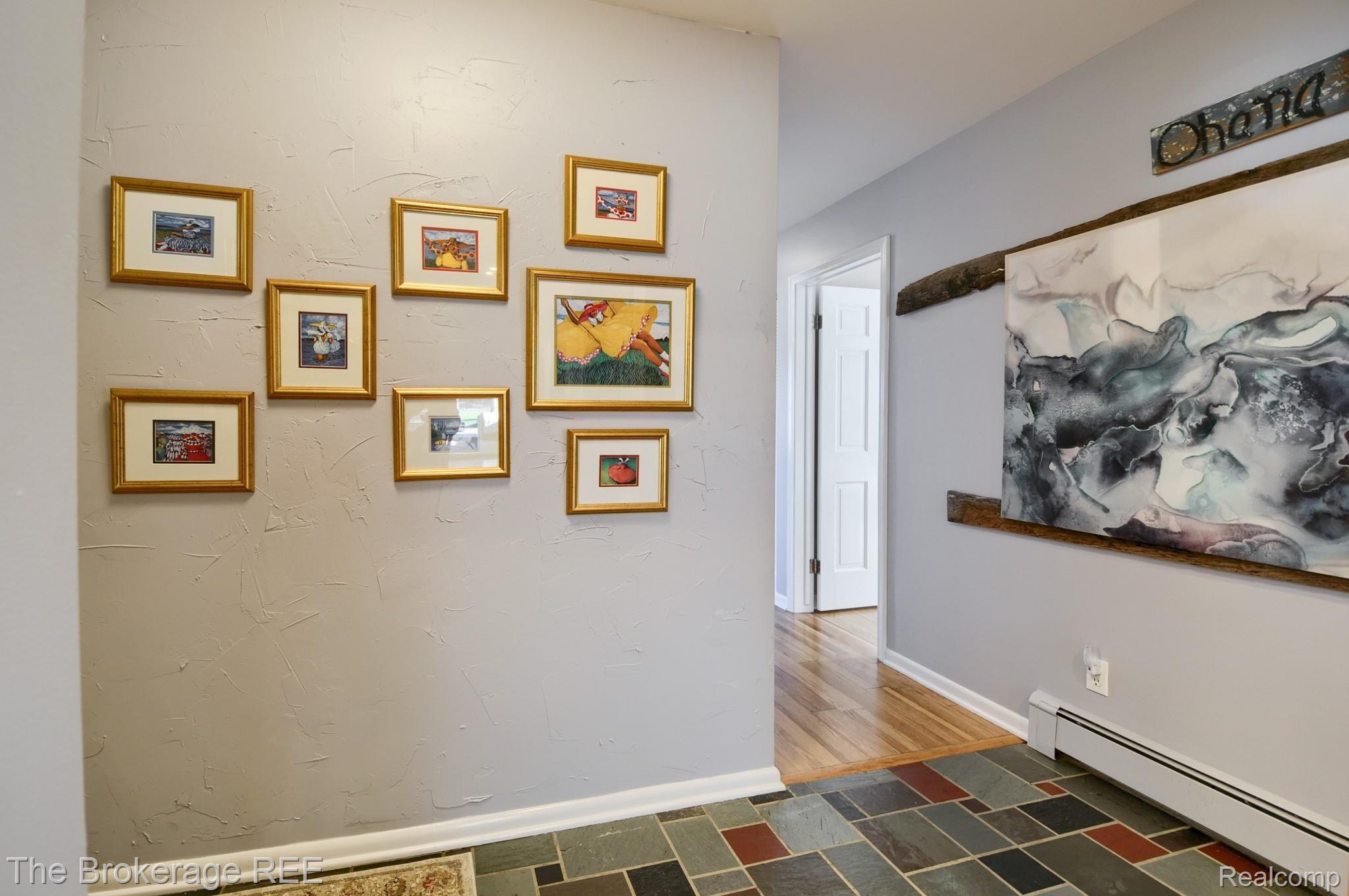 440 Hillview Street Rochester, MI 48306 - Photo 24 of 46 SD3_1312-HDR(5).jpg