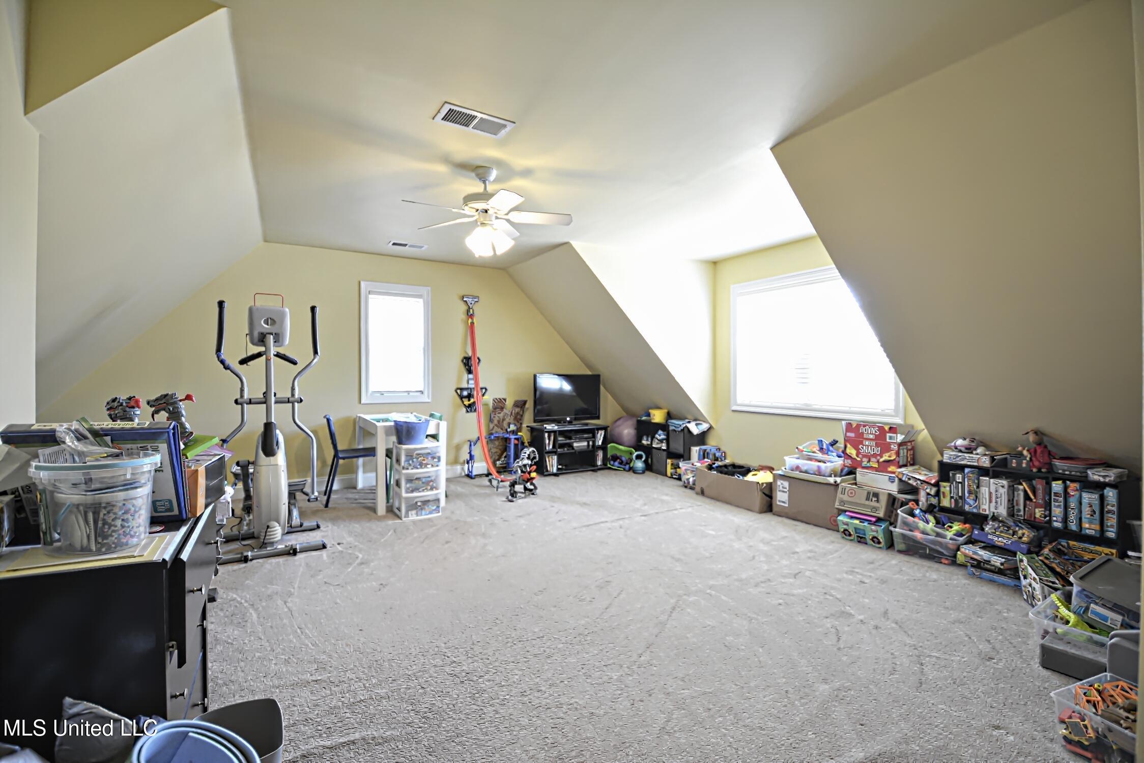 4051 Misty Oaks Lane Nesbit, MS 38651 - Photo 31 of 39 Bedroom 5 or Bonus