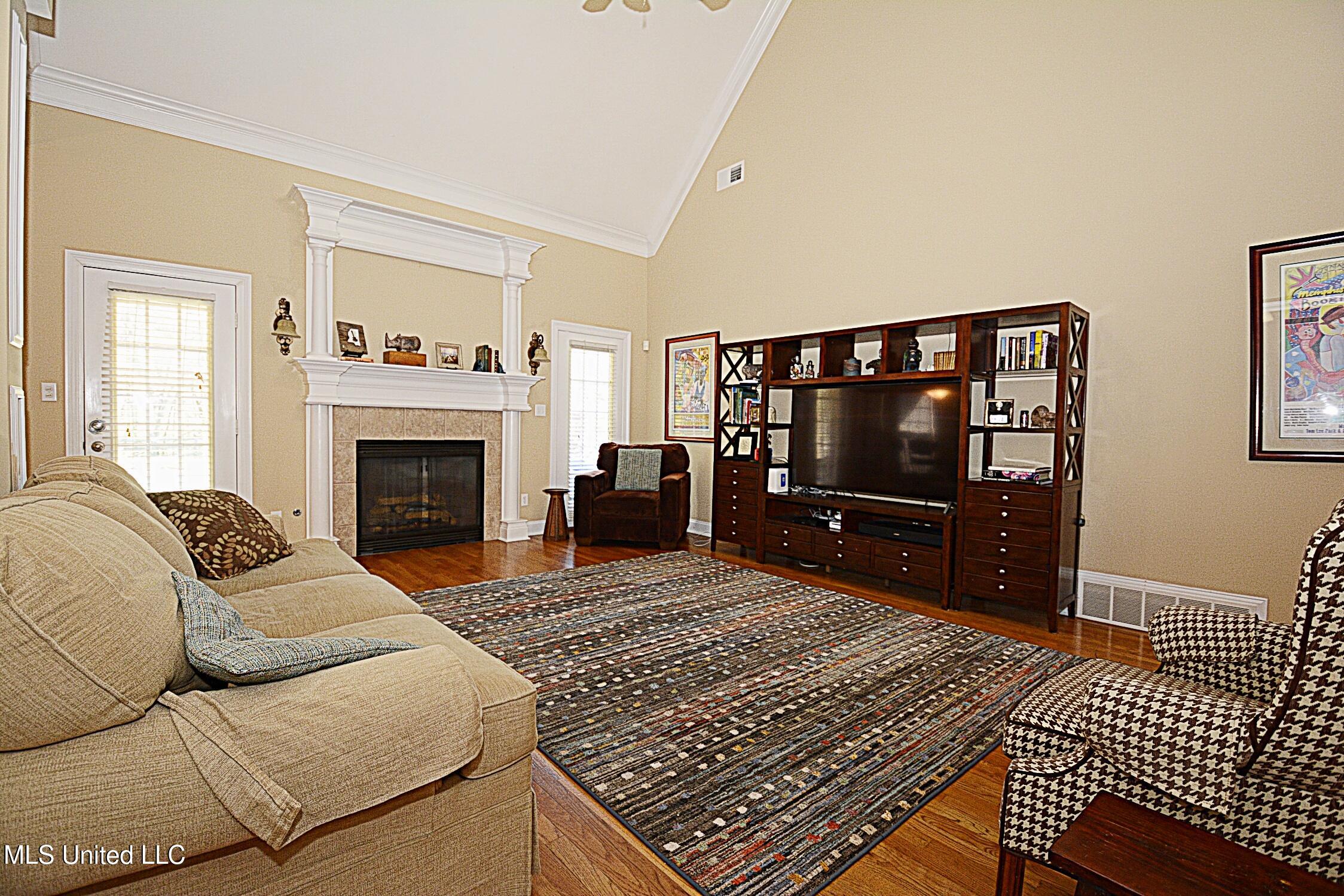 4051 Misty Oaks Lane Nesbit, MS 38651 - Photo 7 of 39 Great Room from Kitchen
