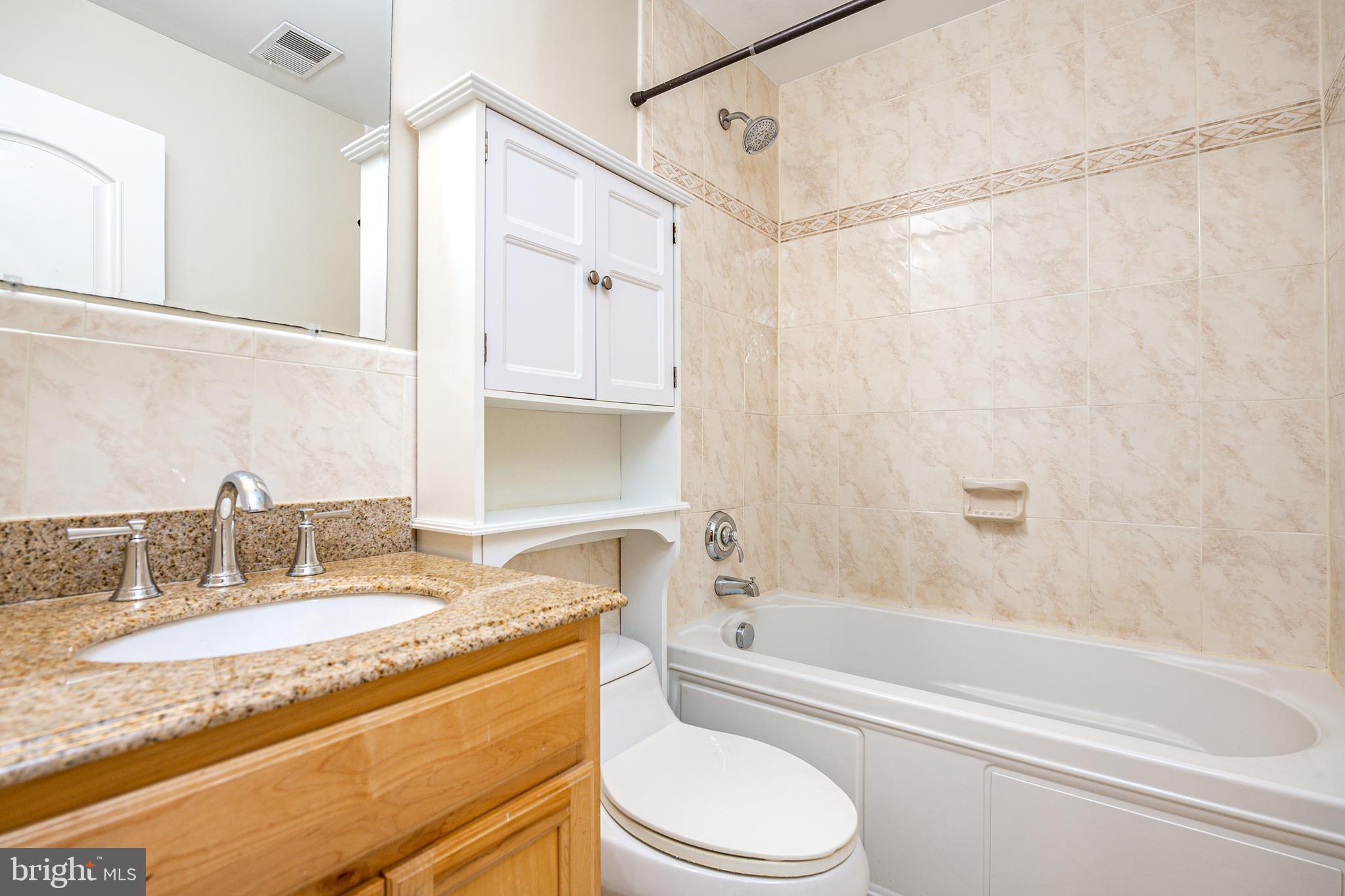 1437 Spring Road Northwest, Unit 13 Washington, DC 20010 - Photo 14 of 24 Gallery Image 14