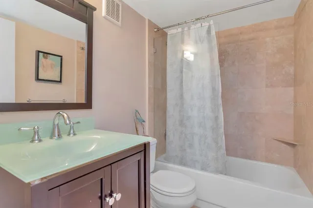 $359,000 | 3211 West Swann Avenue, Unit 410, Tampa, FL 33609