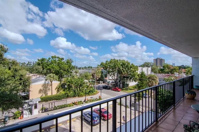 $359,000 | 3211 West Swann Avenue, Unit 410, Tampa, FL 33609