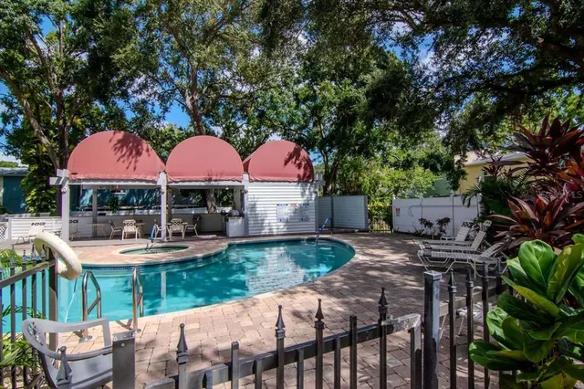 $359,000 | 3211 West Swann Avenue, Unit 410, Tampa, FL 33609