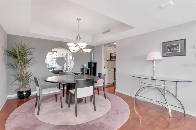 $359,000 | 3211 West Swann Avenue, Unit 410, Tampa, FL 33609