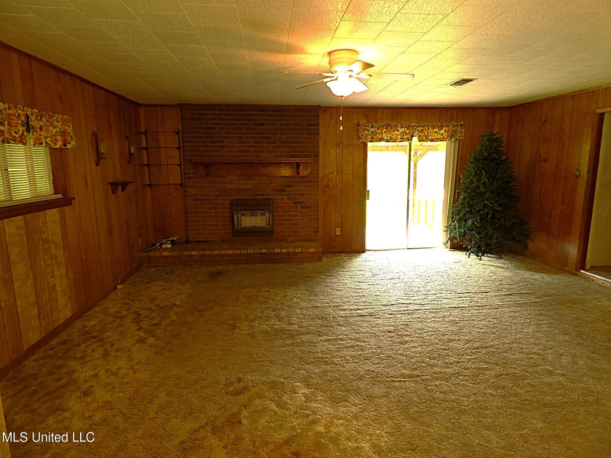 6121 Gibson Road McComb, MS 39648 - Photo 3 of 10 P1330656