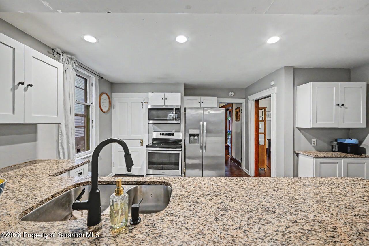 933 Fisk Street Scranton, PA 18509 - Photo 24 of 63 Kitchen