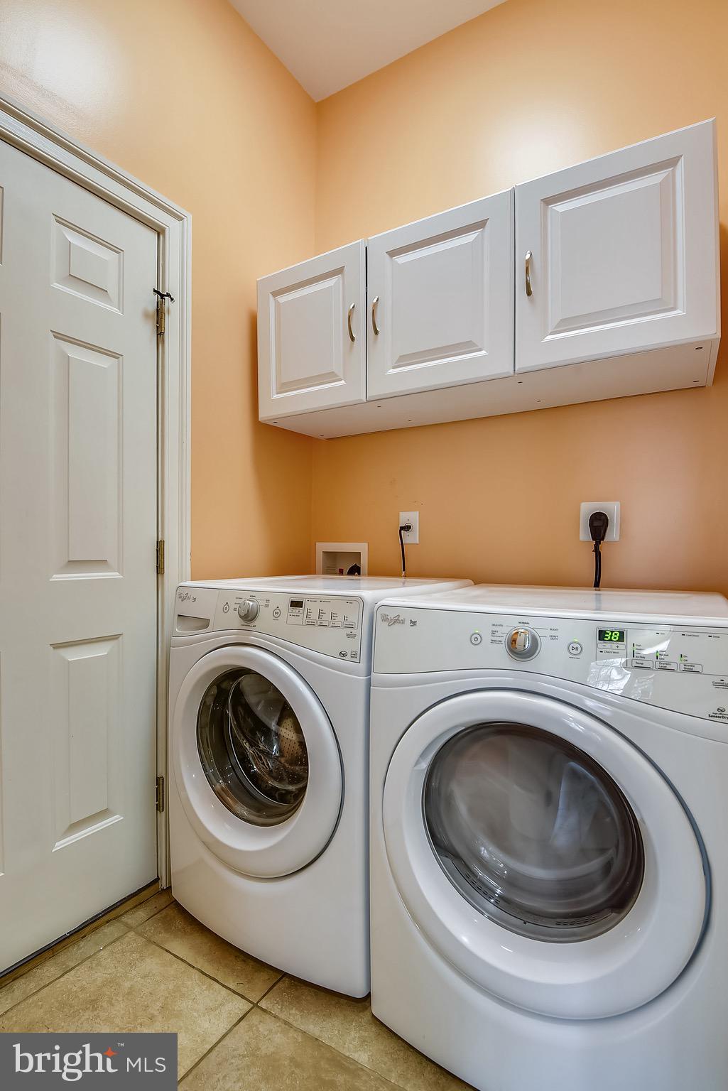 4860 Friendship Acres Road Nanjemoy, MD 20662 - Photo 30 of 102 Laundry room on main level