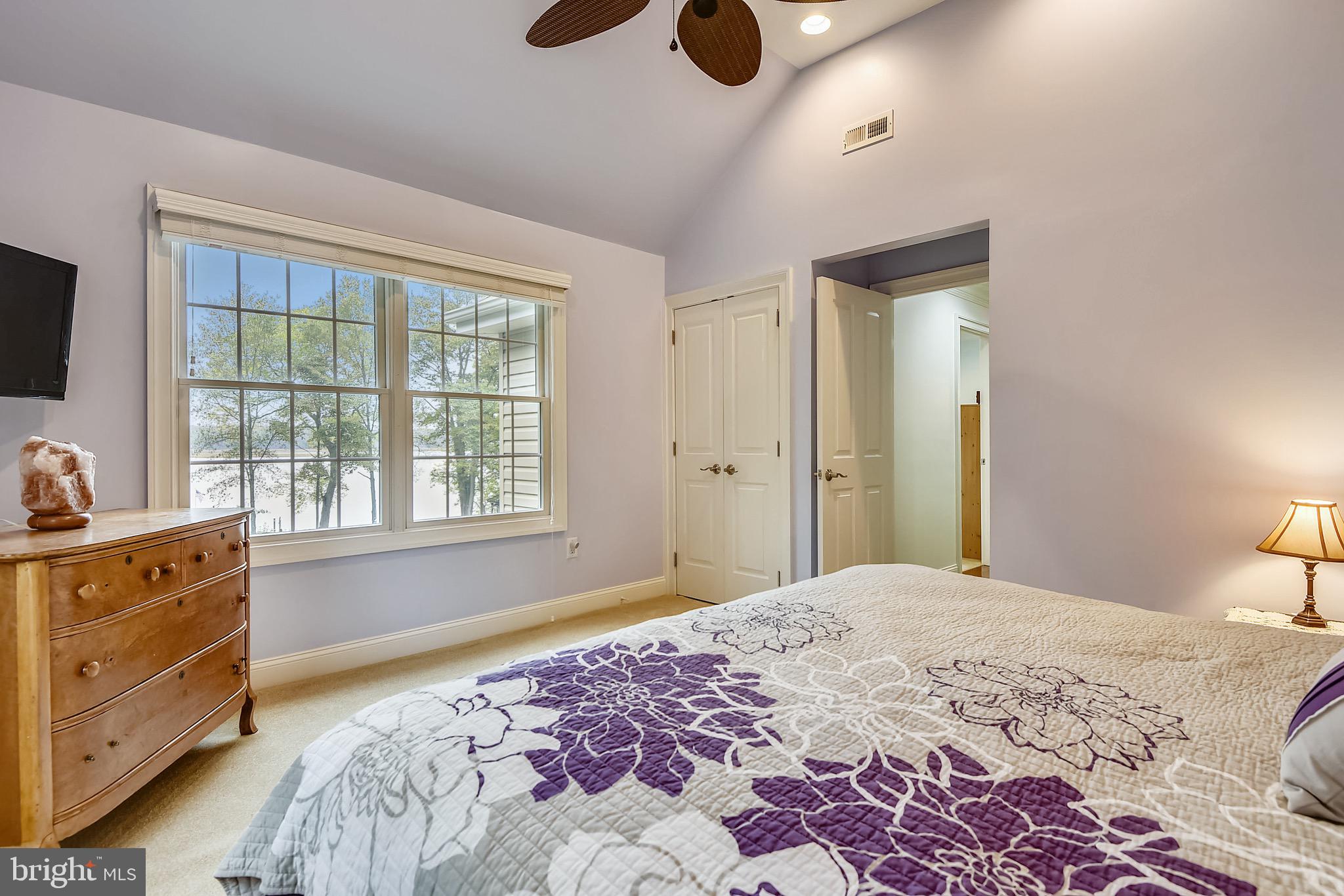 4860 Friendship Acres Road Nanjemoy, MD 20662 - Photo 44 of 102 Vaulted ceiling with recessed lighting
