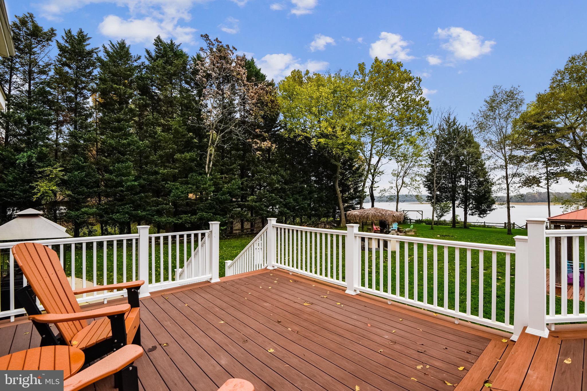4860 Friendship Acres Road Nanjemoy, MD 20662 - Photo 68 of 102 Steps to fully fenced backyard