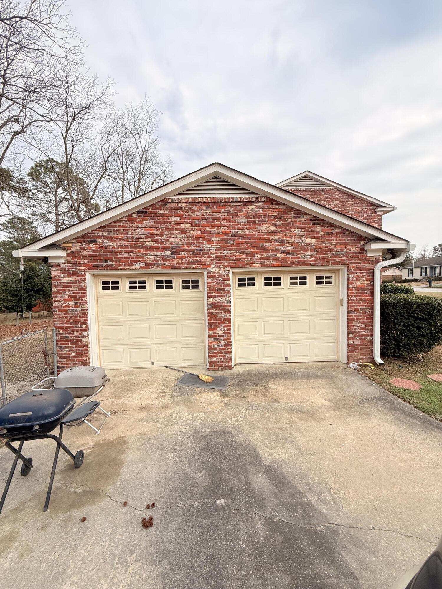 7901 Tradd Street Columbia, SC 29209 - Photo 6 of 37 IMG_9885