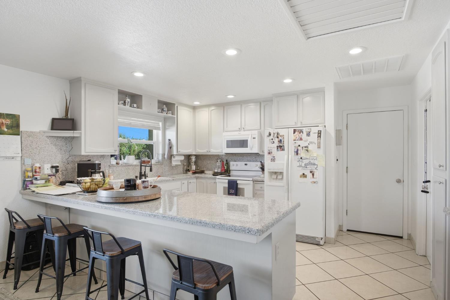 3015 South Waring Road Denair, CA 95316 - Photo 10 of 47