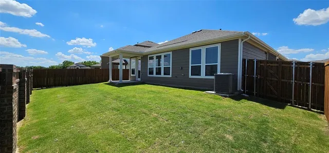 $2,100 | 461 Princewood Drive, Princeton, TX 75407