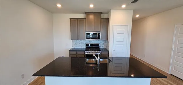 $2,100 | 461 Princewood Drive, Princeton, TX 75407