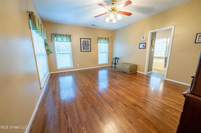 $405,000 | 19 Peel Lane, Holly Springs, MS 38635