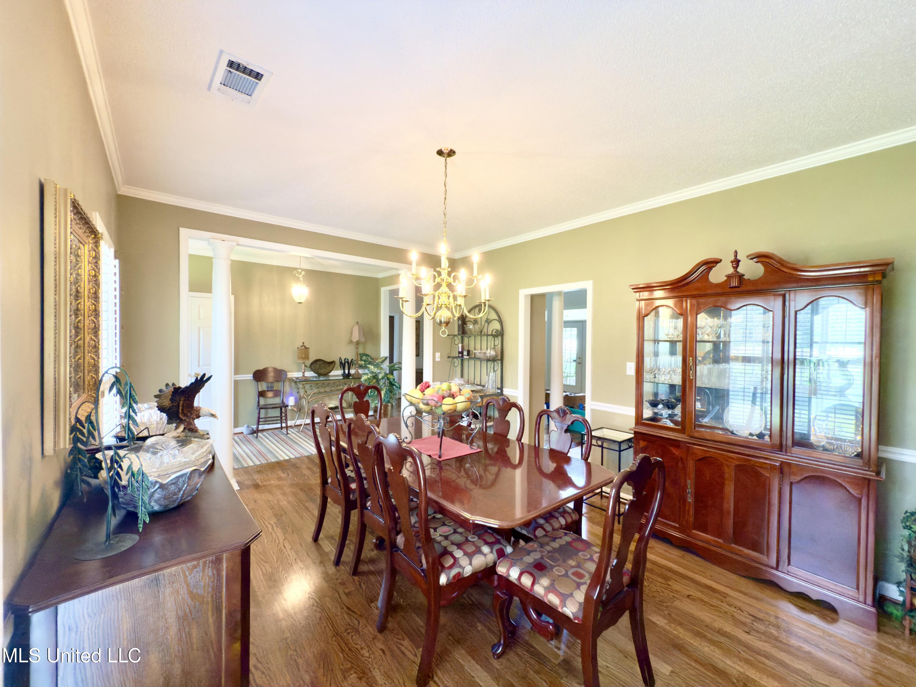 19 Peel Lane Holly Springs, MS 38635 - Photo 4 of 27 Dining Room