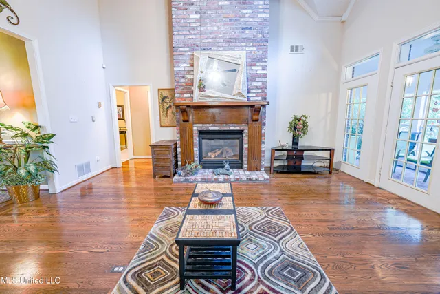 $405,000 | 19 Peel Lane, Holly Springs, MS 38635