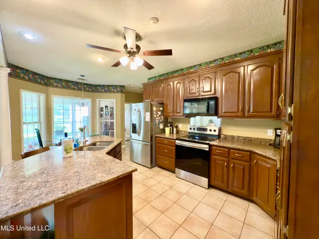 $405,000 | 19 Peel Lane, Holly Springs, MS 38635