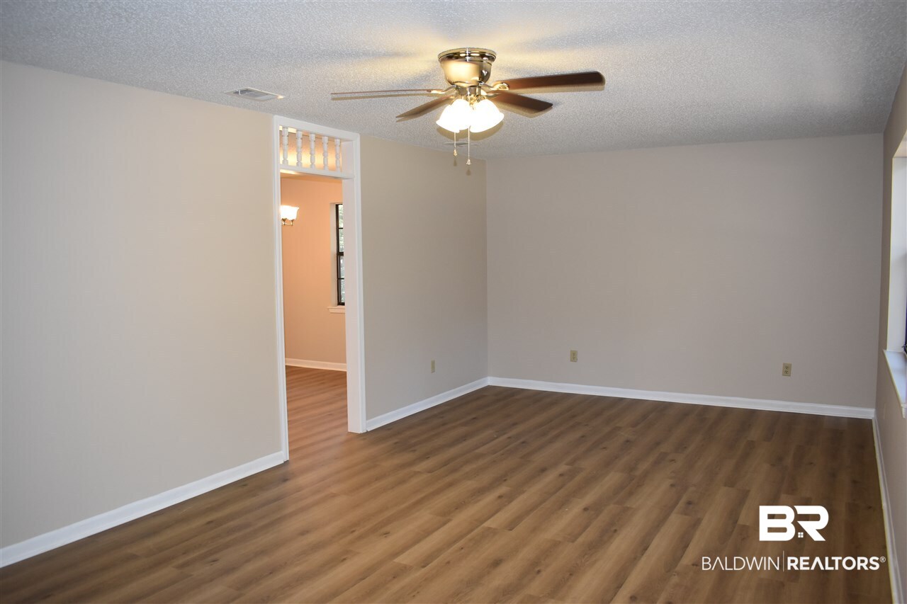 7633 Helton Drive Foley, AL 36535 - Photo 14 of 38