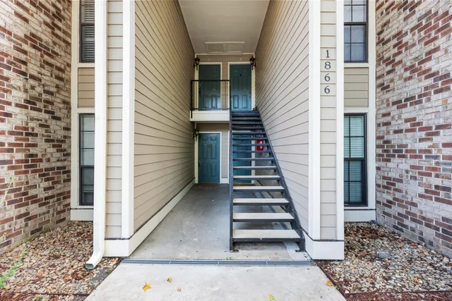 $359,000 | 1866 Montclair Drive, Unit 1866C, Mount Pleasant, SC 29464