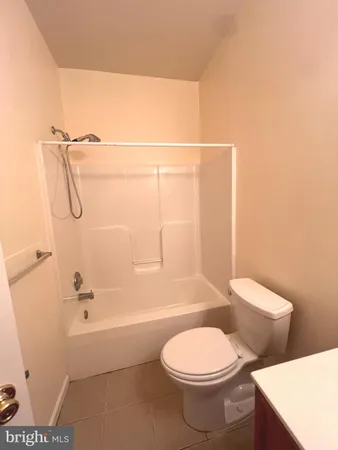 $1,875 | 19 Bruce Drive, Charles Town, WV 25414