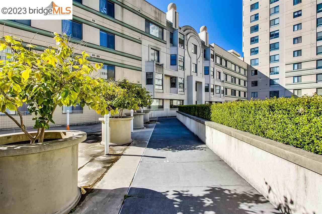 989 Webster Street, Unit 351 Oakland, CA 94607 - Photo 12 of 31