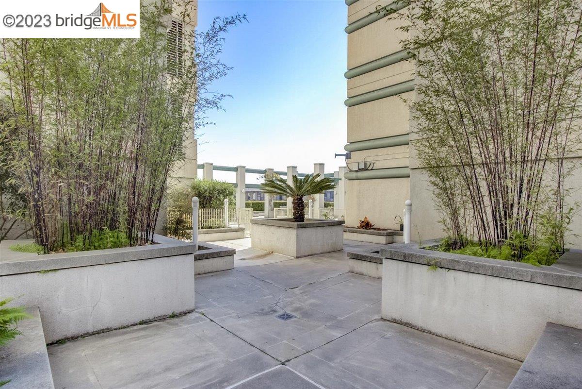 989 Webster Street, Unit 351 Oakland, CA 94607 - Photo 7 of 31