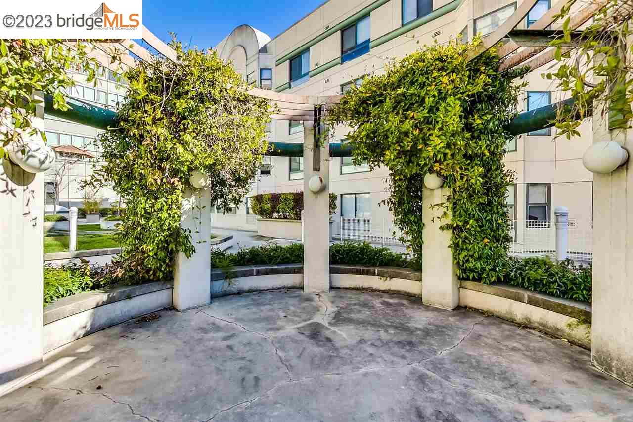 989 Webster Street, Unit 351 Oakland, CA 94607 - Photo 10 of 31