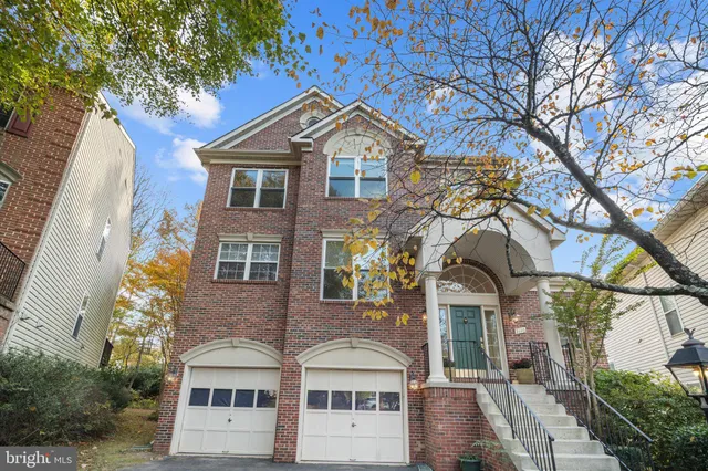$1,150,000 | 3116 White Daisy Place, Fairfax, VA 22031