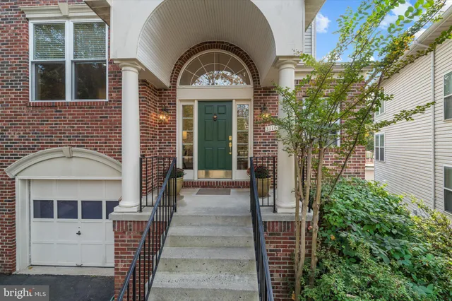 $1,150,000 | 3116 White Daisy Place, Fairfax, VA 22031