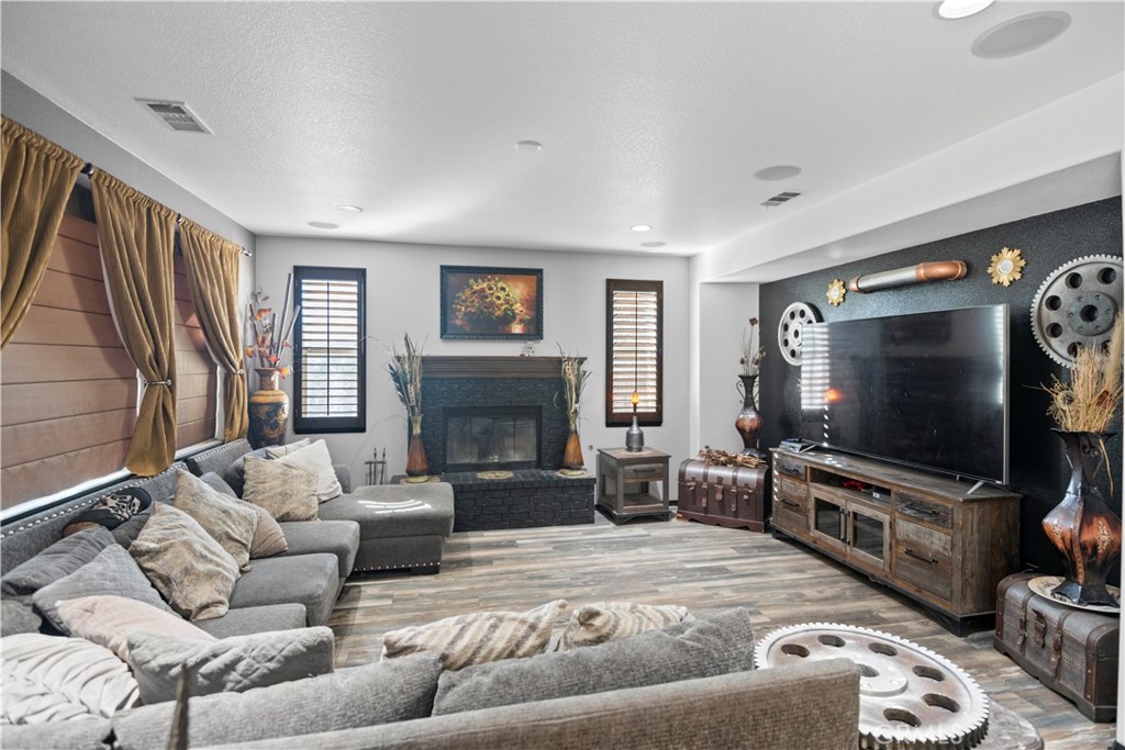 34507 Venturi Avenue Beaumont, CA 92223 - Photo 7 of 15