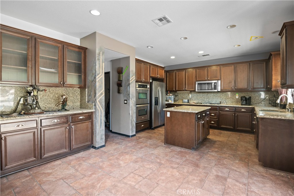 34507 Venturi Avenue Beaumont, CA 92223 - Photo 8 of 15