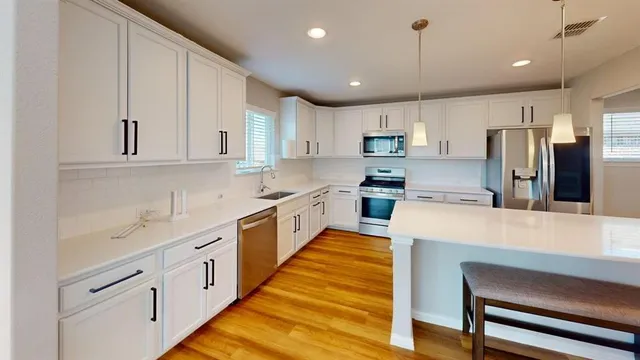 $1,975 | 7640 Parade Drive, Aubrey, TX 76227