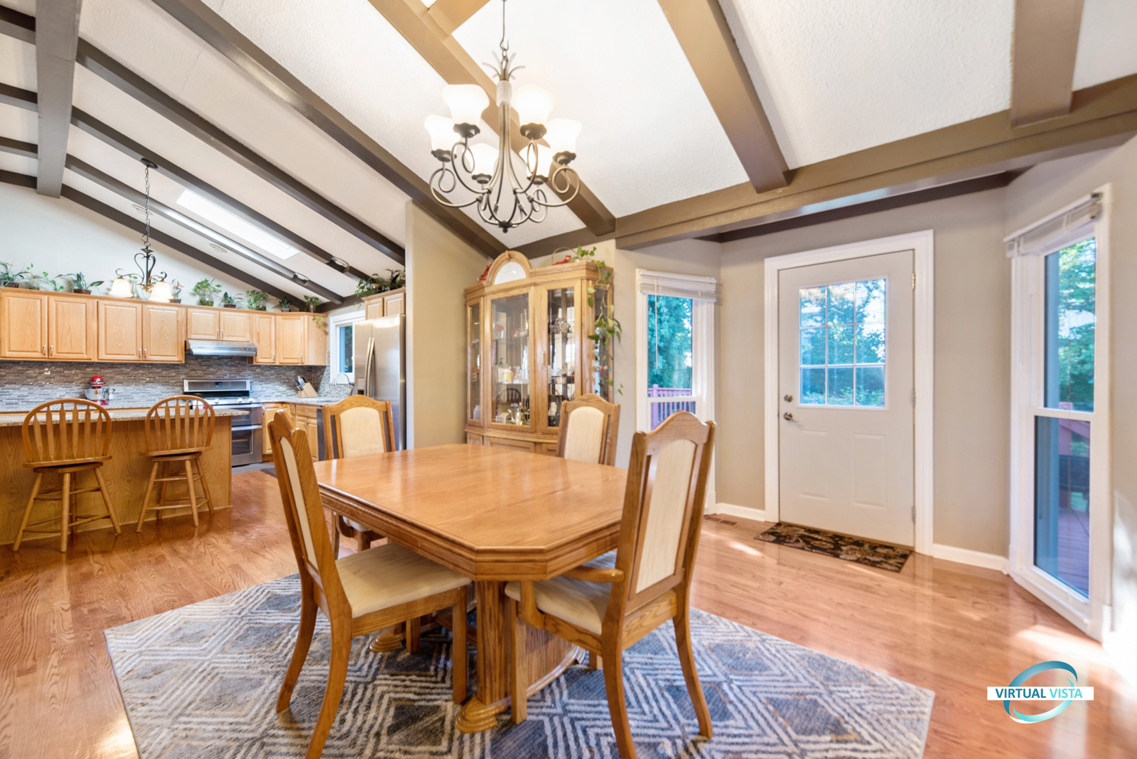 305 Geneva Road Glen Ellyn, IL 60137 - Photo 6 of 28