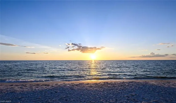 $14,000 | 530 108th Avenue North, Naples, FL 34108