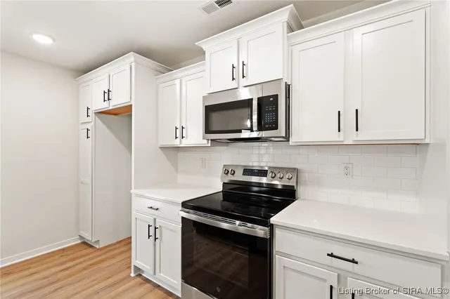 $299,900 | 13940 Deer Run Trace, Unit LOT 418, Floyds Knobs, IN 47143