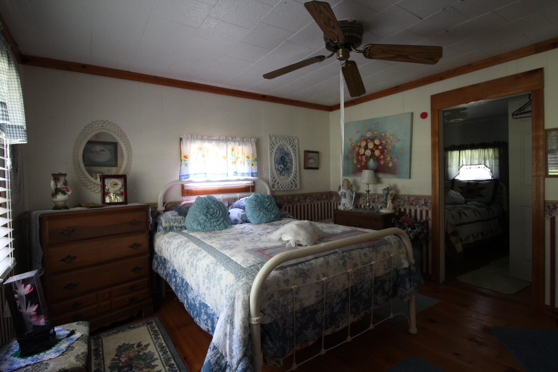 1675 War Ridge Road Ballard, WV 24918 - Photo 12 of 24 Gallery Image 12